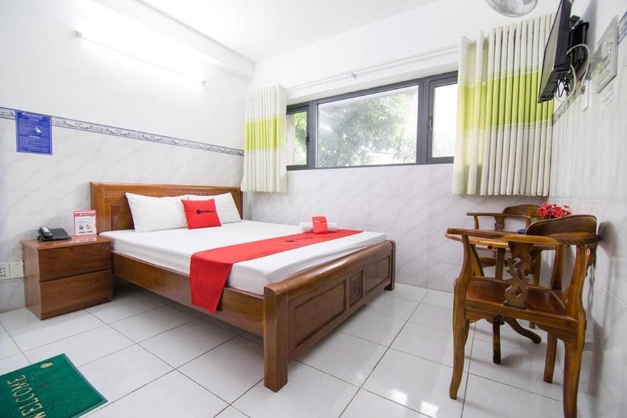 Reddoorz Hoang Tuan Hotel Ho Chi Minh City Exterior photo